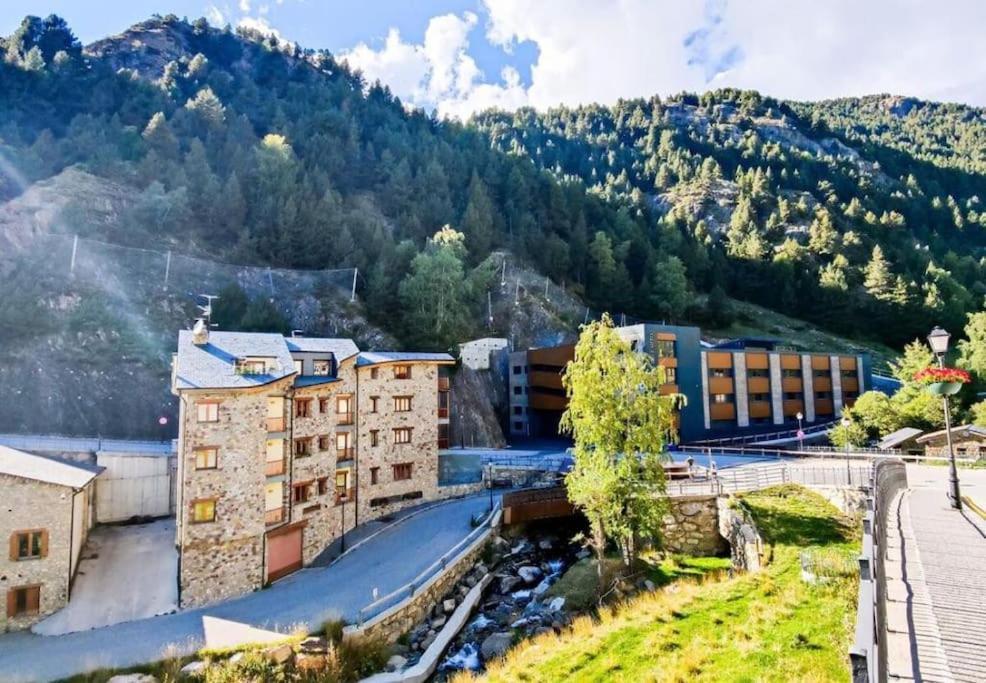 Unico Piso Colorido Y Divertido En Ransol - Increibles Vistas Al Rio Y Naturaleza - Ideal Familias L By Bonesvacances Ανδόρρα λα Βέγια Εξωτερικό φωτογραφία